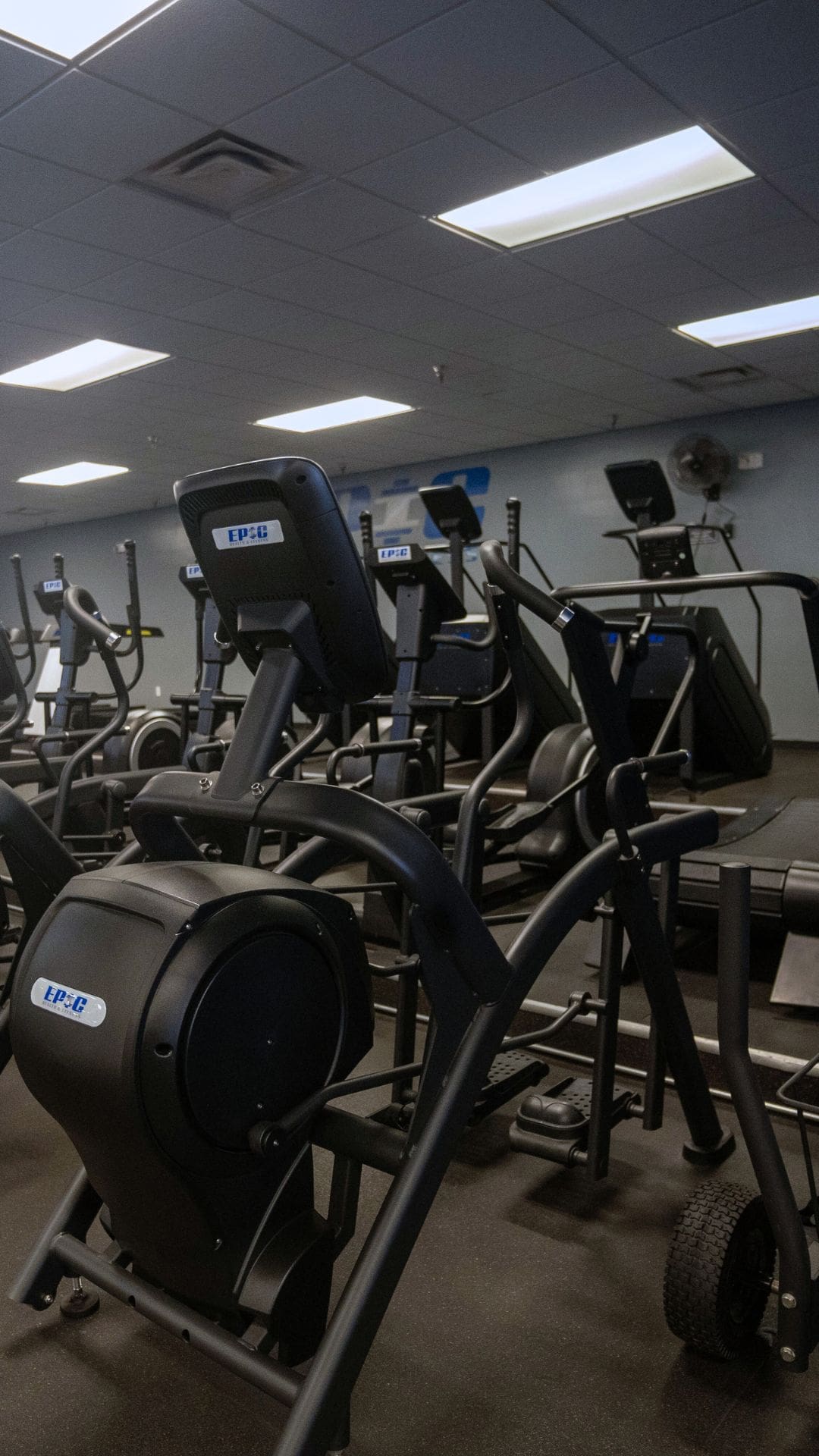 epic-health-fitness-best-gym-near-me-cardio-mobile